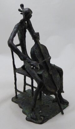 Bronzen sculptuur cello speelster